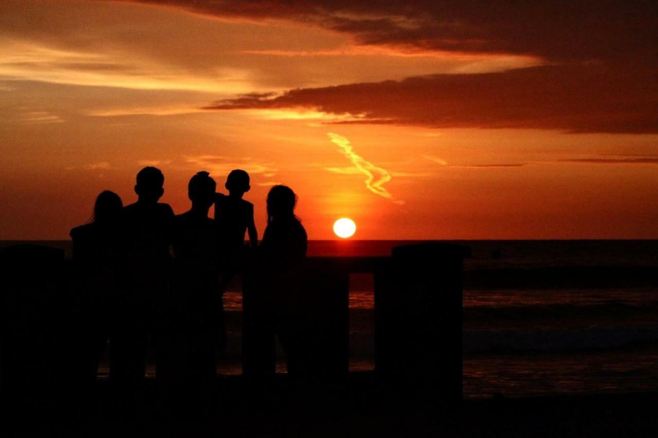Hostal Mirada Al Mar Las Tunas ภายนอก รูปภาพ