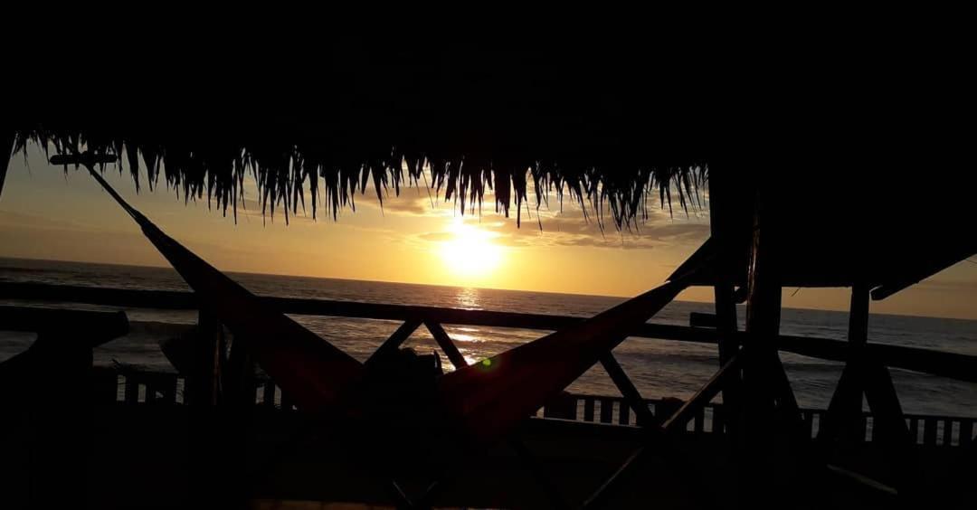 Hostal Mirada Al Mar Las Tunas ภายนอก รูปภาพ